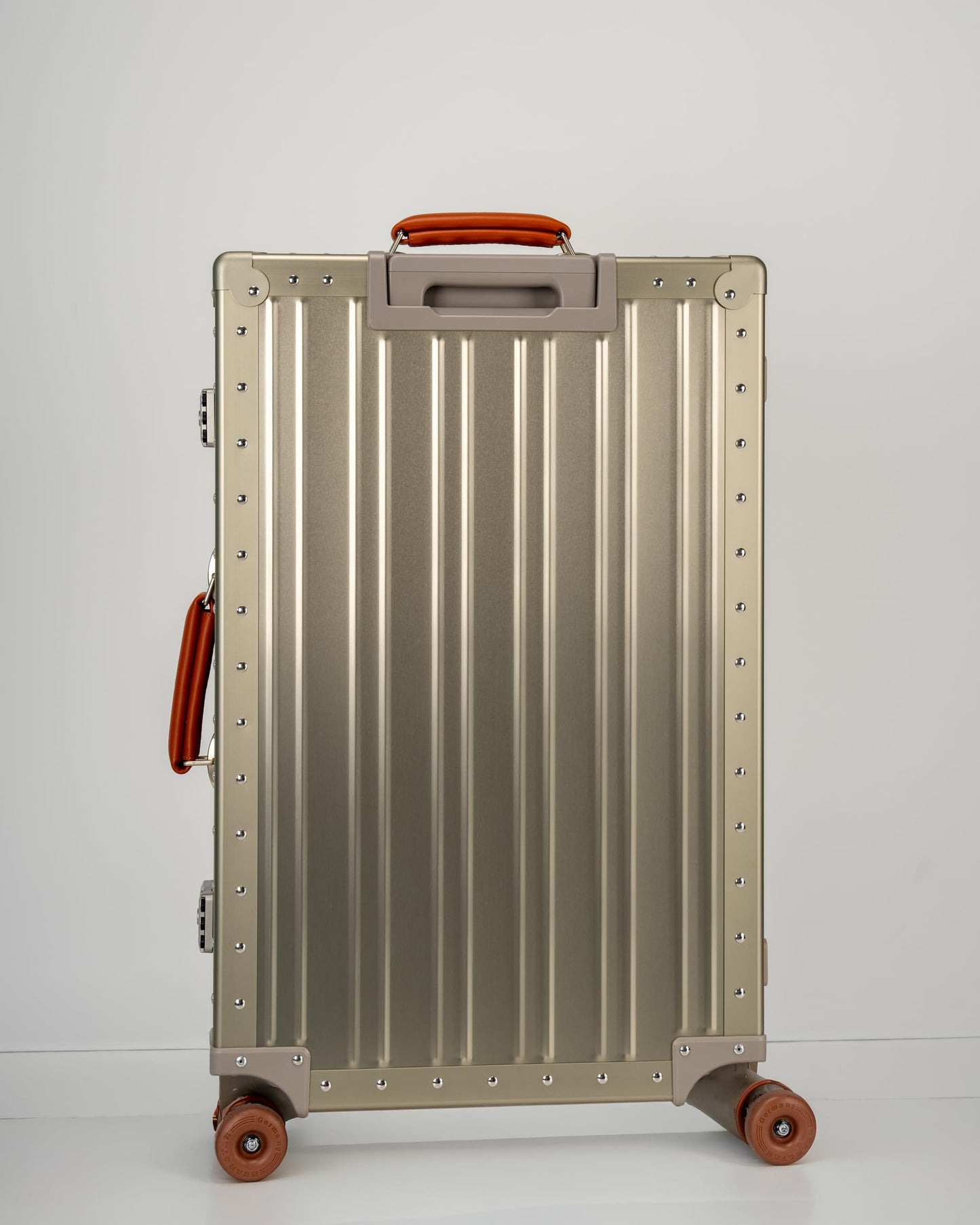 Aluminum Check-In Suitcase with Leather Handles